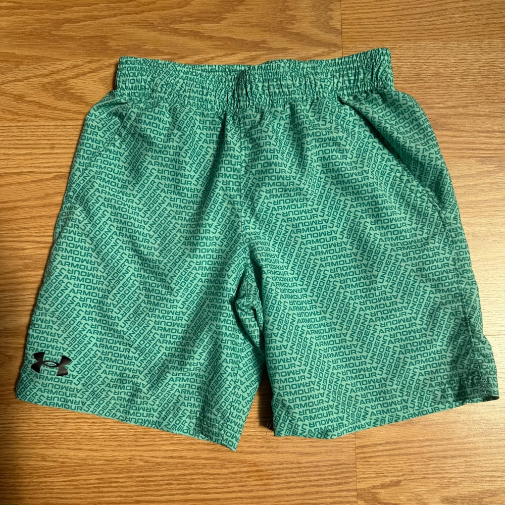 Under Armour Green Patterned Performance Shorts Youth M